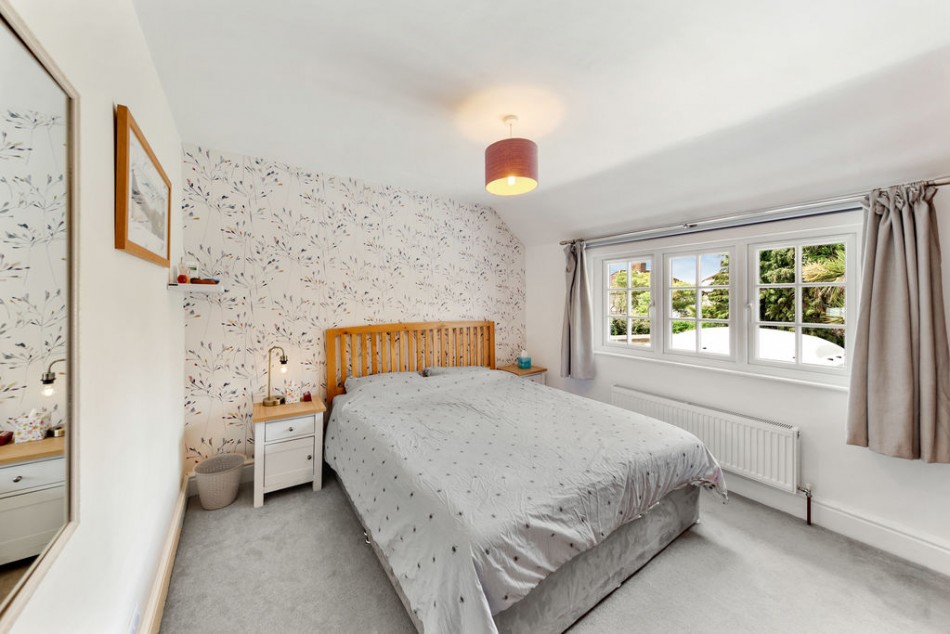 Images for Dennis Road, East Molesey EAID:Miles&Bird BID:Miles & Bird