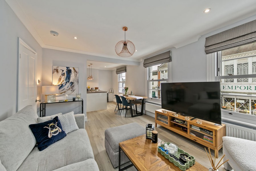 Images for Bridge Road, East Molesey EAID:Miles&Bird BID:Miles & Bird