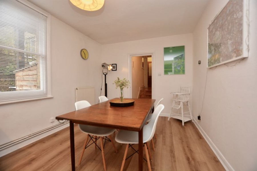 Images for Garden Flat, Kingston Road, Teddington EAID:Miles&Bird BID:Miles & Bird