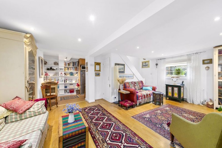 Images for Creek Cottages, Hampton Court EAID:Miles&Bird BID:Miles & Bird